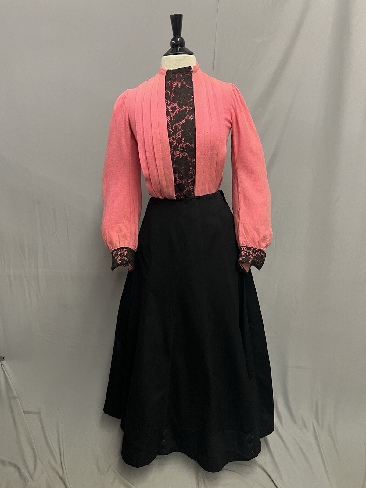 1900-1906 Pink & Black Wool Daytime Ensemble 2 Pc Dress