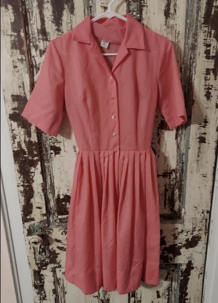 True Original Linda Lu Vintage Retro Pink Cotton Flare Day Dress. Fits As Small