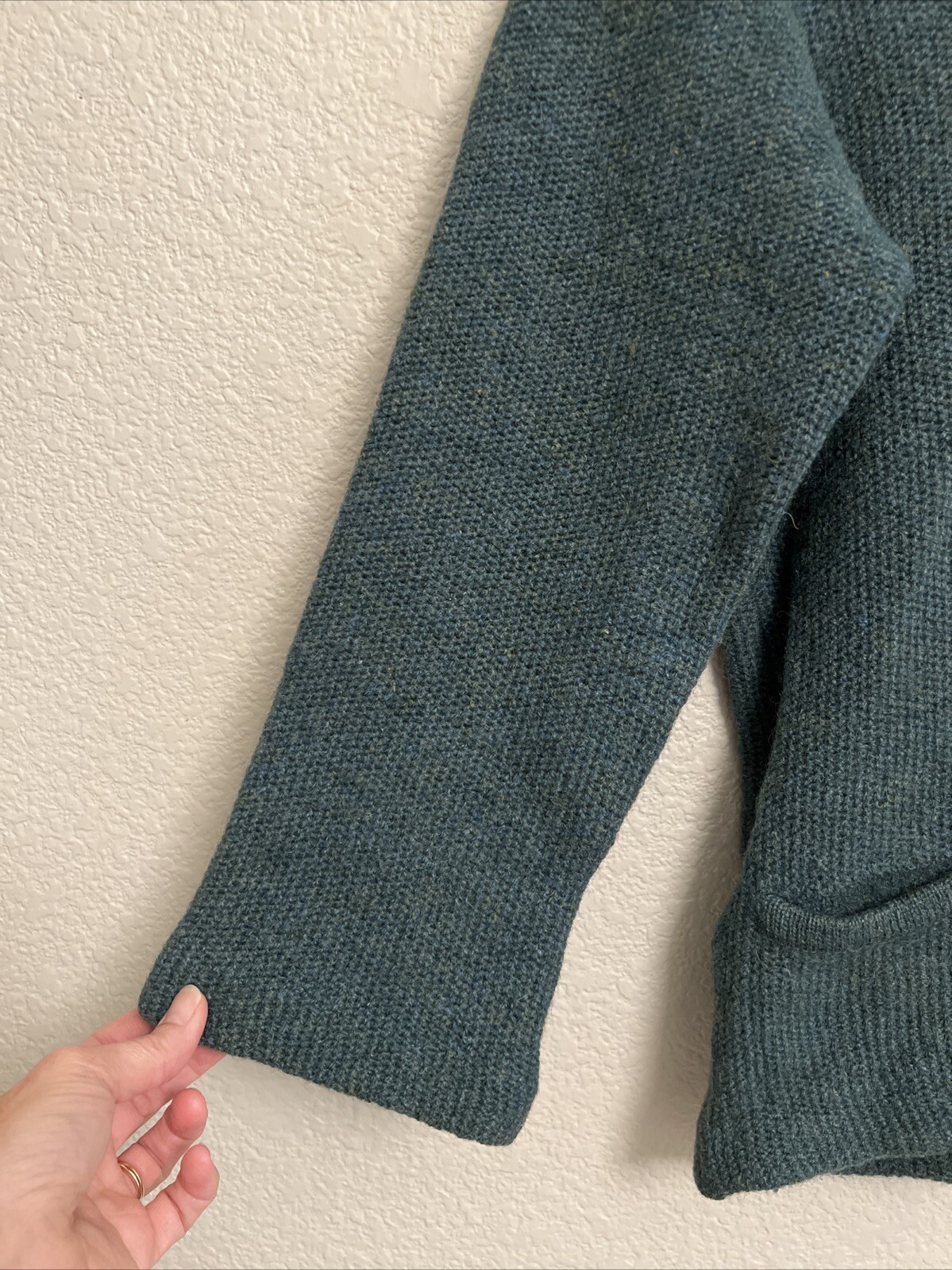 Vintage Pringle Shannon Free Airport Sweater Scotland Wool Coastal Cottage