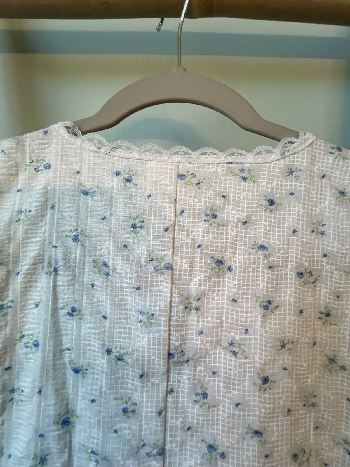 Vintage Nice n Easy Blue Floral Cottagecore Nightgown Lace Yoke Bow Womens M USA
