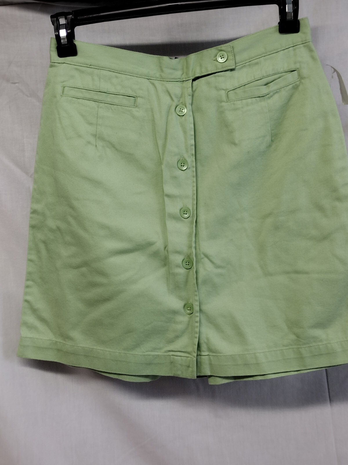 VINTAGE VAN HEUSEN SHORT PANTS SIZE 10 GREEN ZIP & BUTTON CLOSURE NWT 100%…