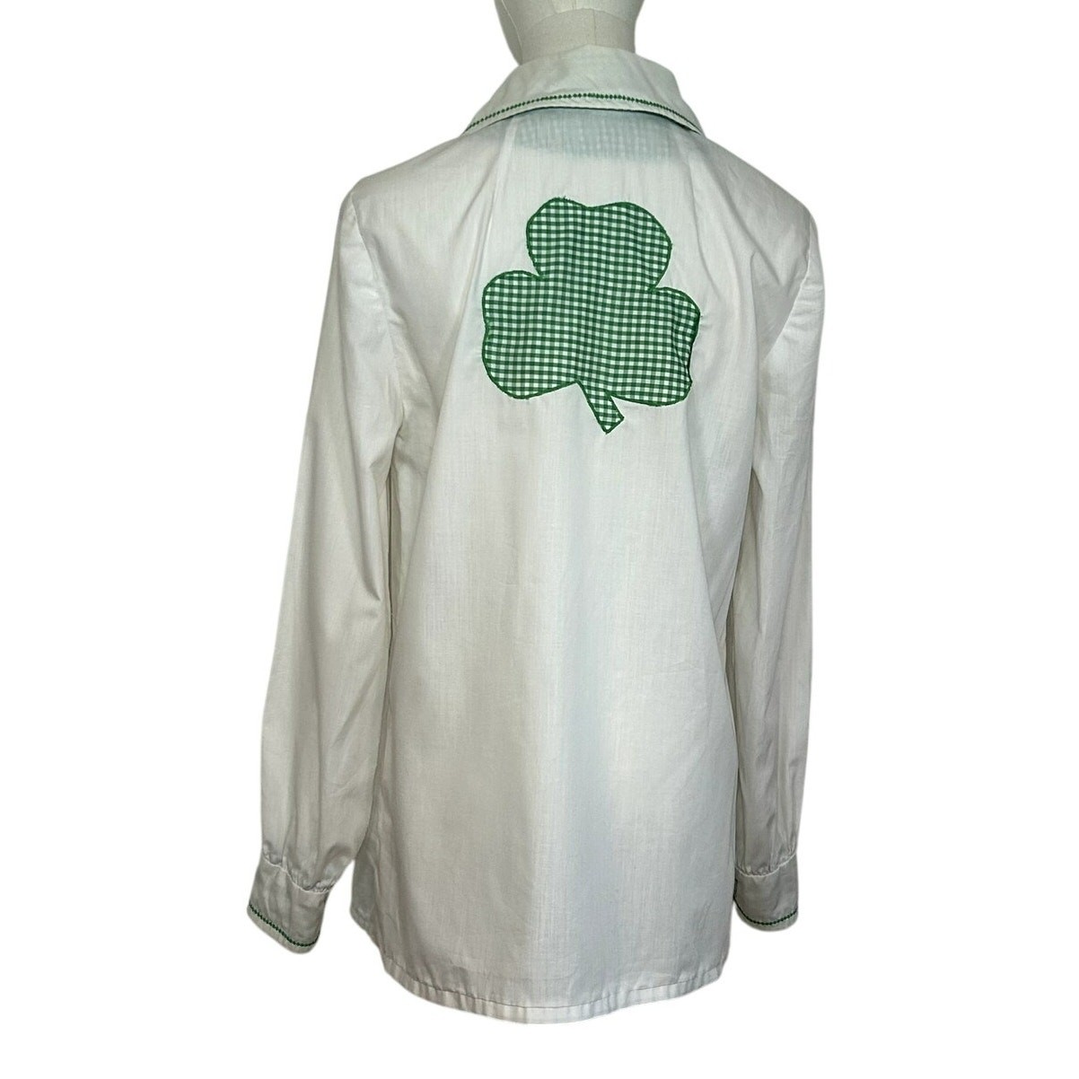VTG 70s White Shamrock M Embroidery Gingham St. Patrick’s Day Top Twee Retro
