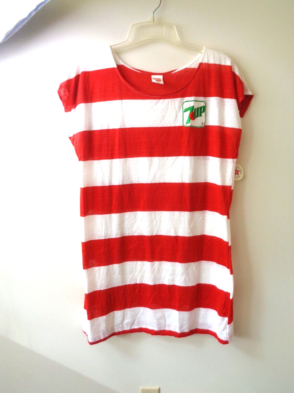 7UP DESIGN TOP SLEEPWARE RED & WHITE STRIPE NEW OLD STOCK VINTAGE/RETRO 70’s-80S