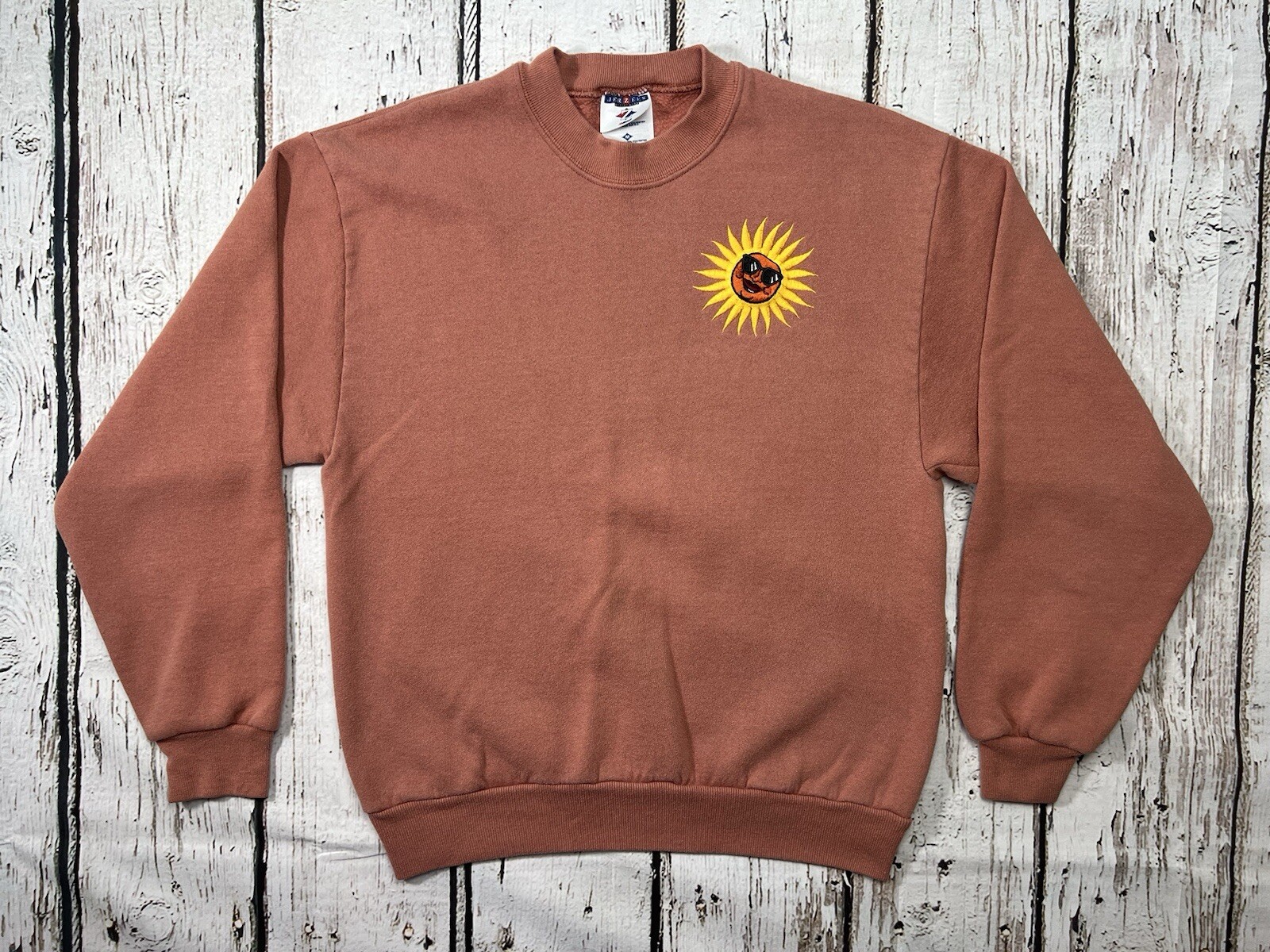 VTG Sun & Moon With Sunglasses Embroidered 90s Women’s Crewneck Sweatshirt – M