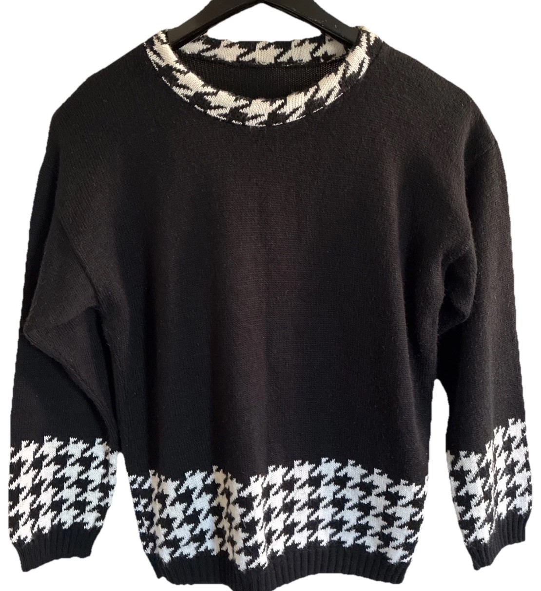 Vintage Black And White Houndstooth Sweater Womens 90s 100% Acrylic M Paper Tag