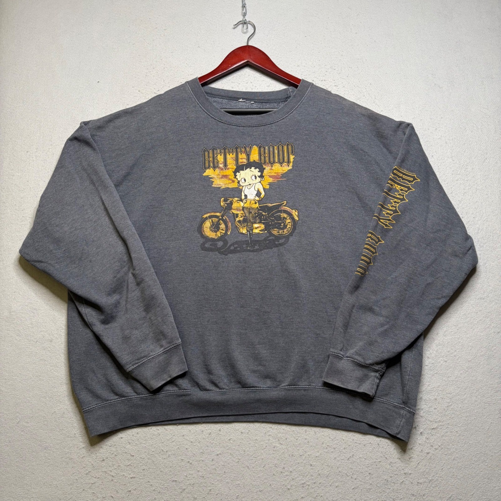 Betty Boop Sweatshirt Women XXL Gray Biker Motorcycle Vintage Oversized Graphic