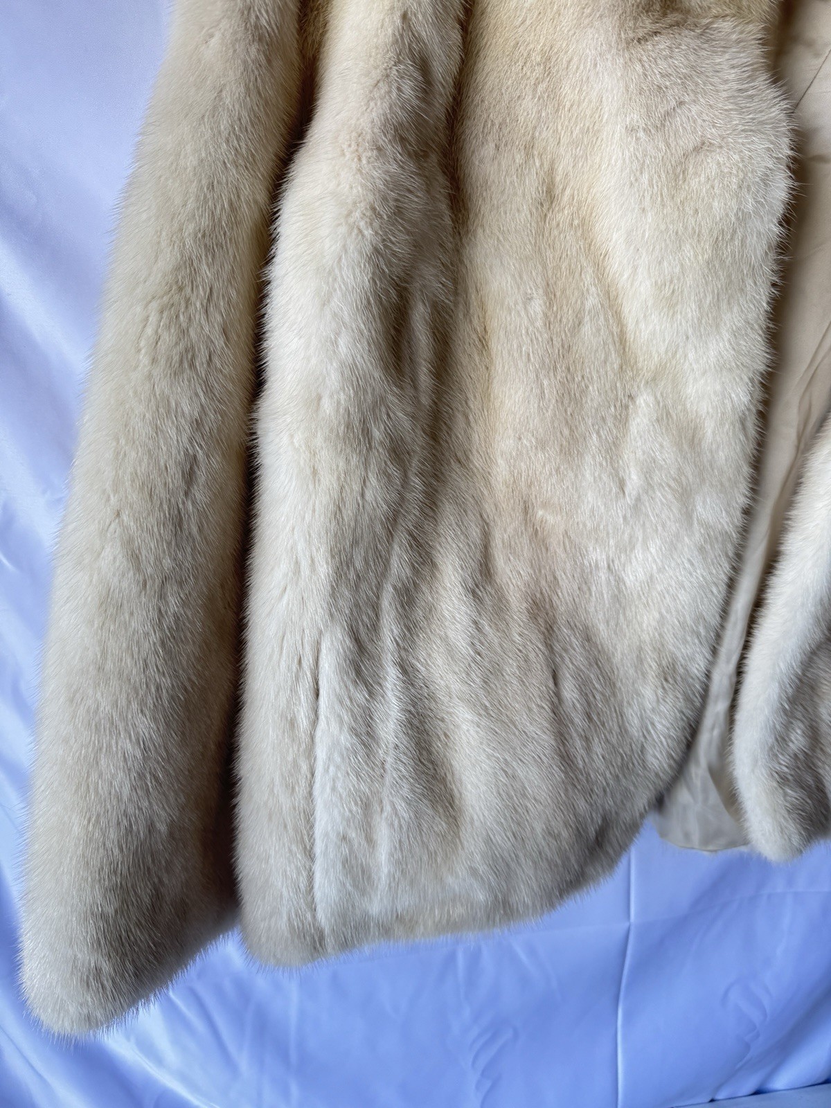 Vintage Evans Fur Coat Jacket Beige Soft Chic Chicago Paris Milan