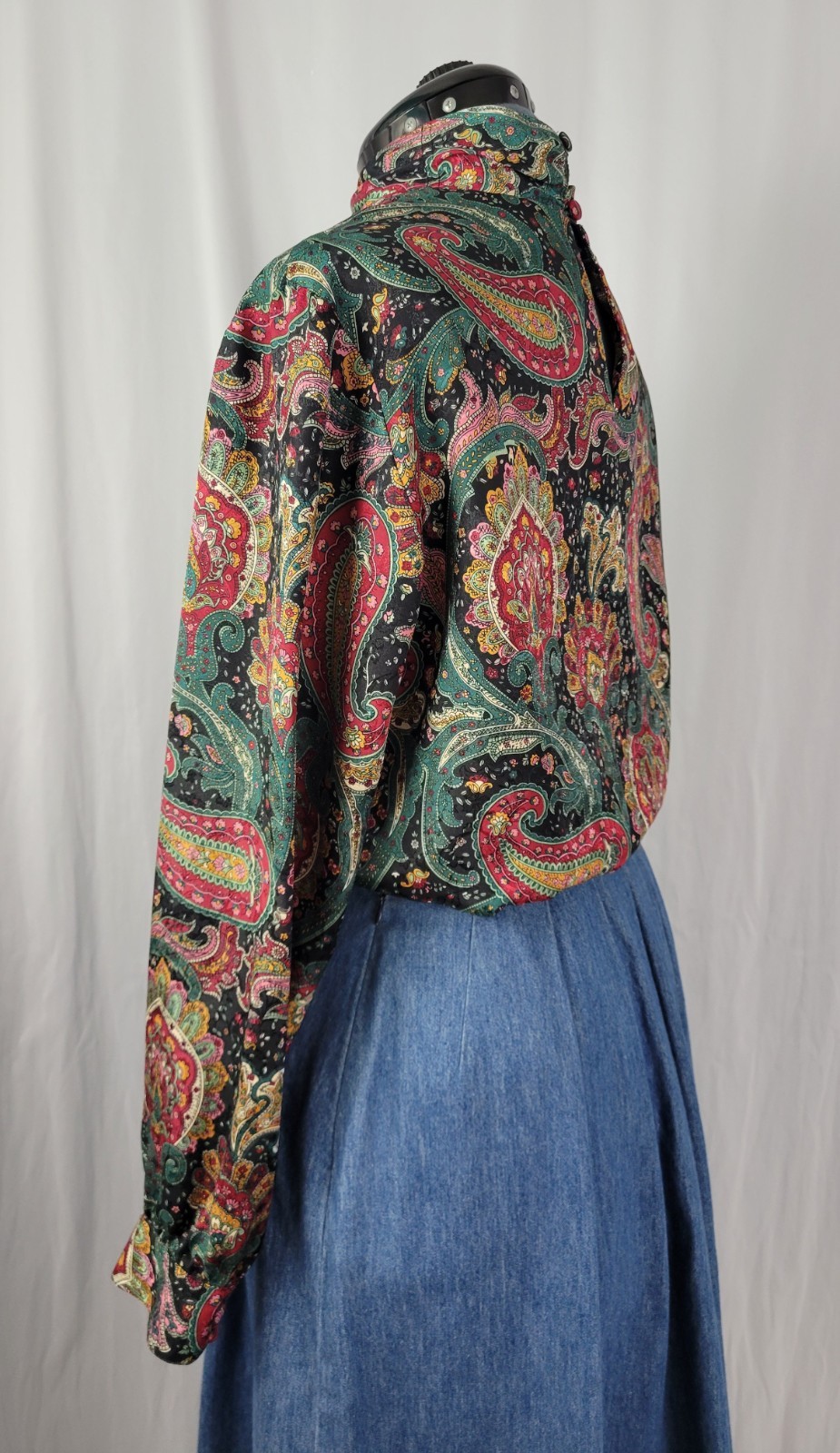 Vintage Notations Black/Red/Green/Brown Paisley Print Blouse Size 12
