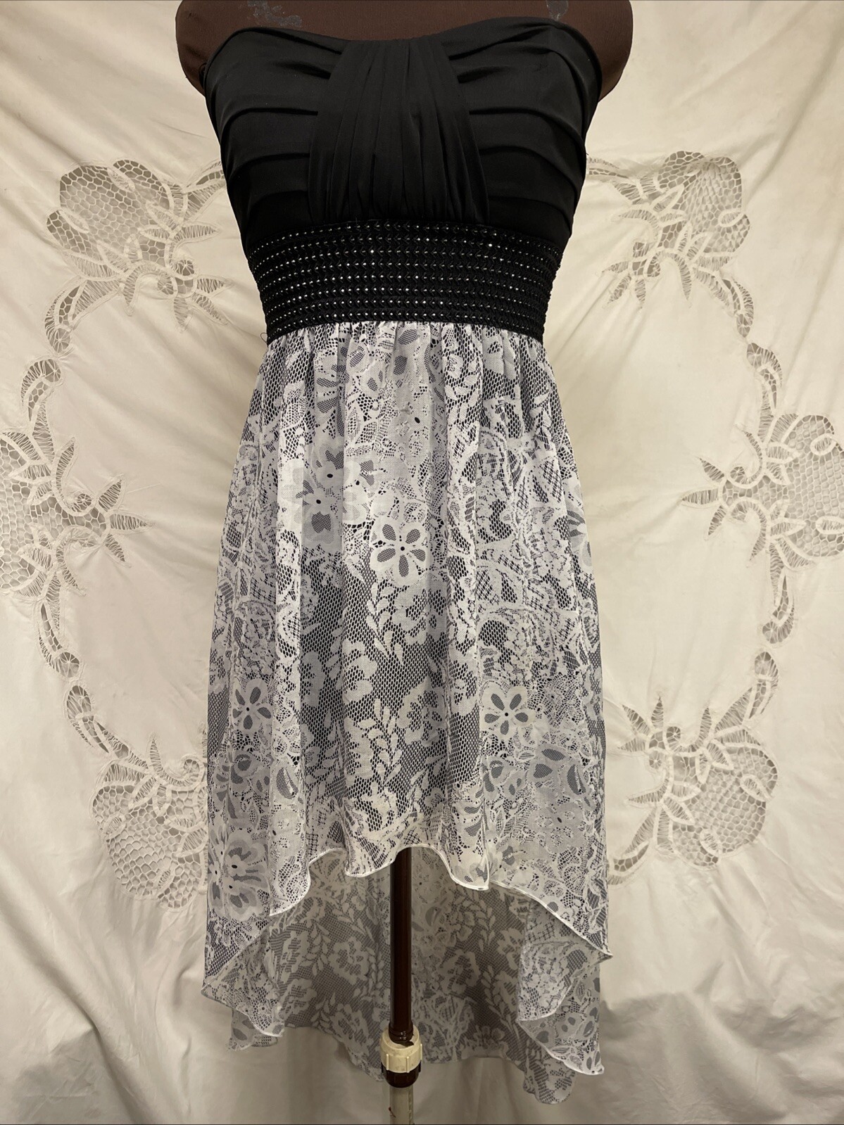 Vintage 90’s Roberta strapless Asymmetrical Hem Black White Sparkle Prom Dress M