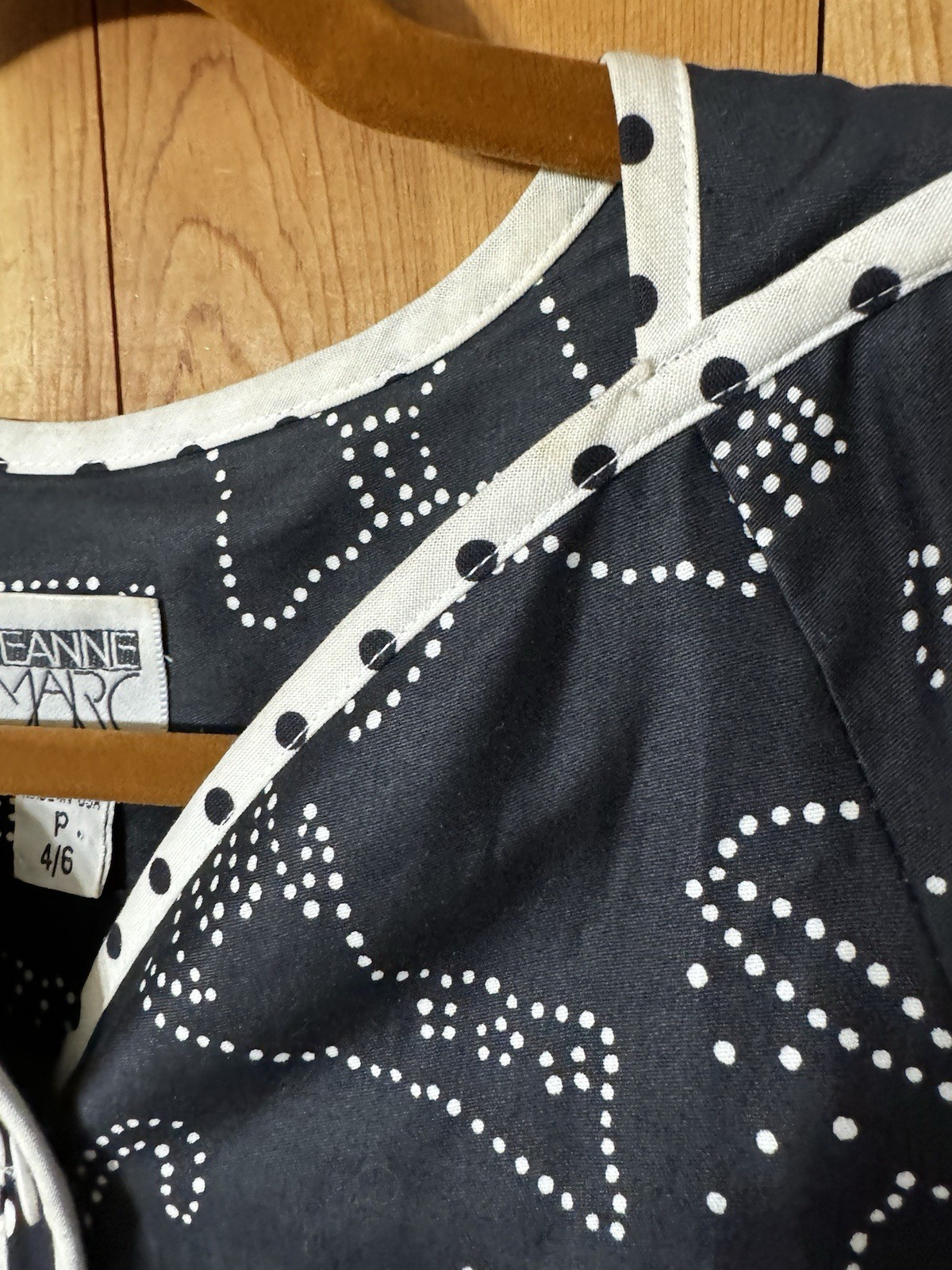 VTG Jeanne Marc Black & White Tailored Blouse Bows High Heels Champagne 4/6 P