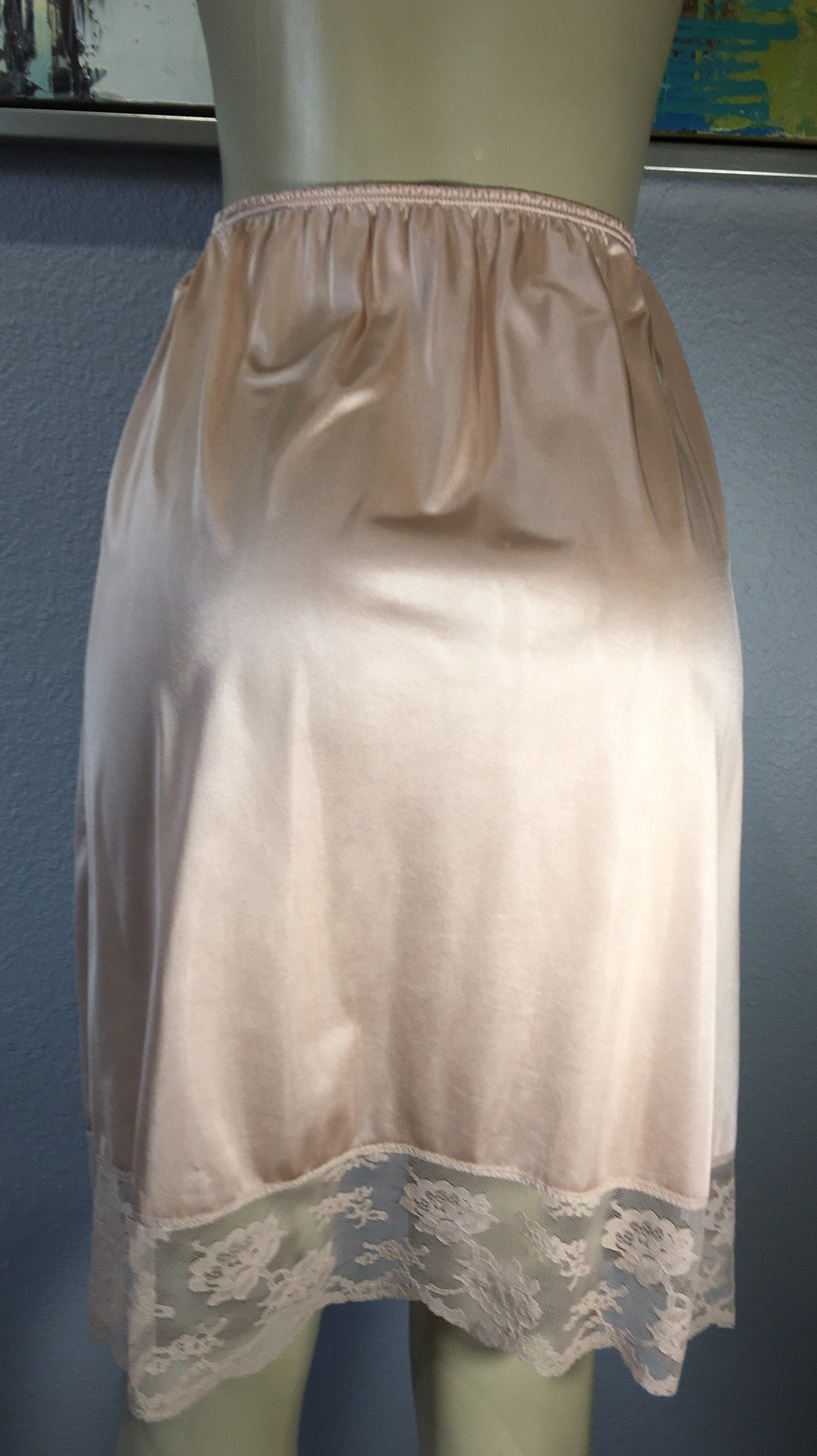 Vtg Mocha Latte Henson Nylon Lace Slit Half Slip S