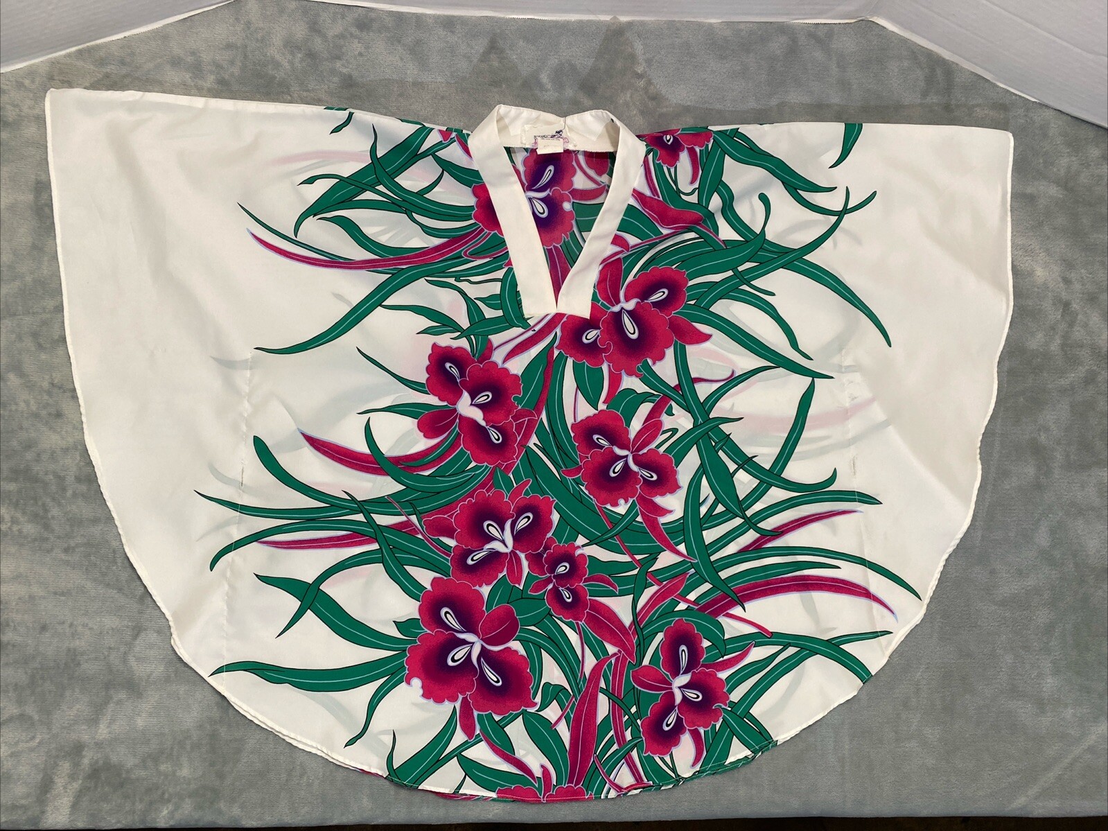 Vintage 60’s Resort Line Hawaii Caftan Style Top Shirt Tropical Flowers Orchid