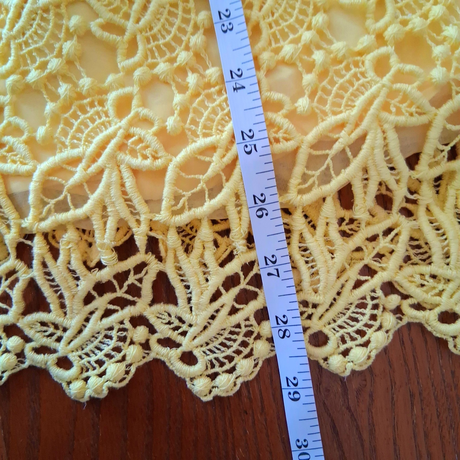 Vintage 60’s Jack Bryan Butter Yellow Floral Guipure Lace Overlay Shift XS (0-2)