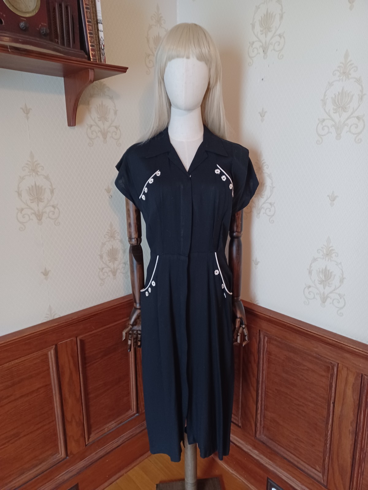 Vintage 1940s/50s Black Retro/Body Conscious Dress w/ White and Rhinestone Trim