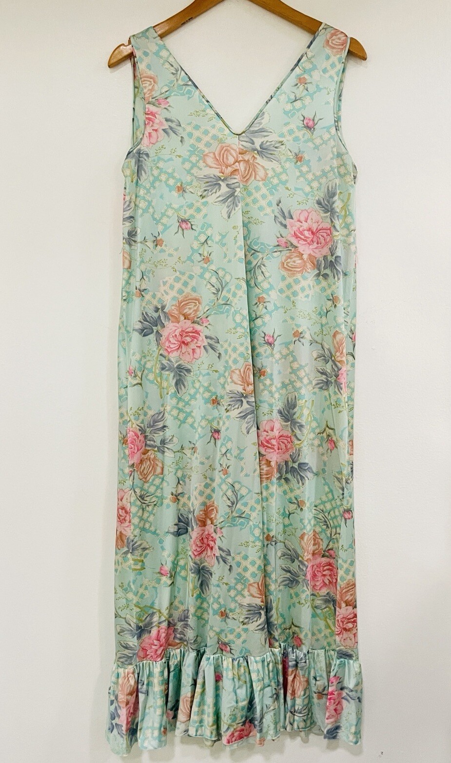 Vanity Fair 2 Piece Set Maxi NightGown & Robe Peignoir Pastel Floral Sz SML VTG