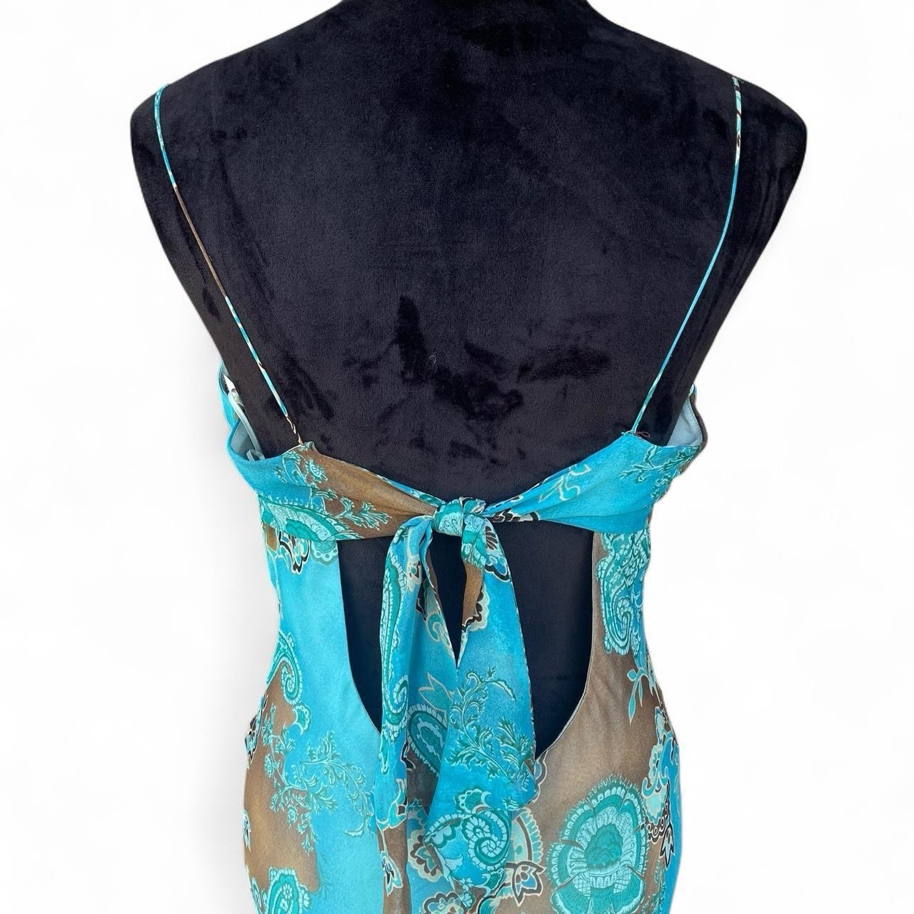 Vintage early 2000s Paisley Pattern Silk Ruffles