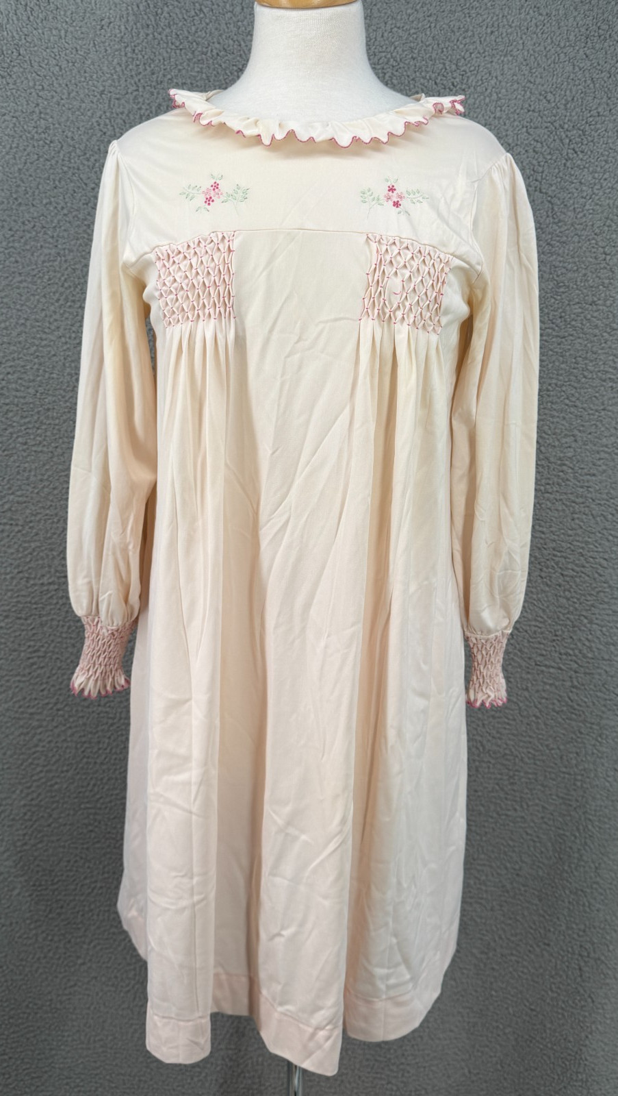 Vintage 60’s Nightie Nylon Nightgown Night Shift size M Embroidered Long Sleeve