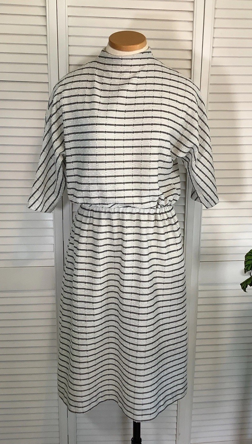 Vintage 60s 70s Stripe Pointelle Knit Shirt Dress 6? Belted Midi Poly Secretar