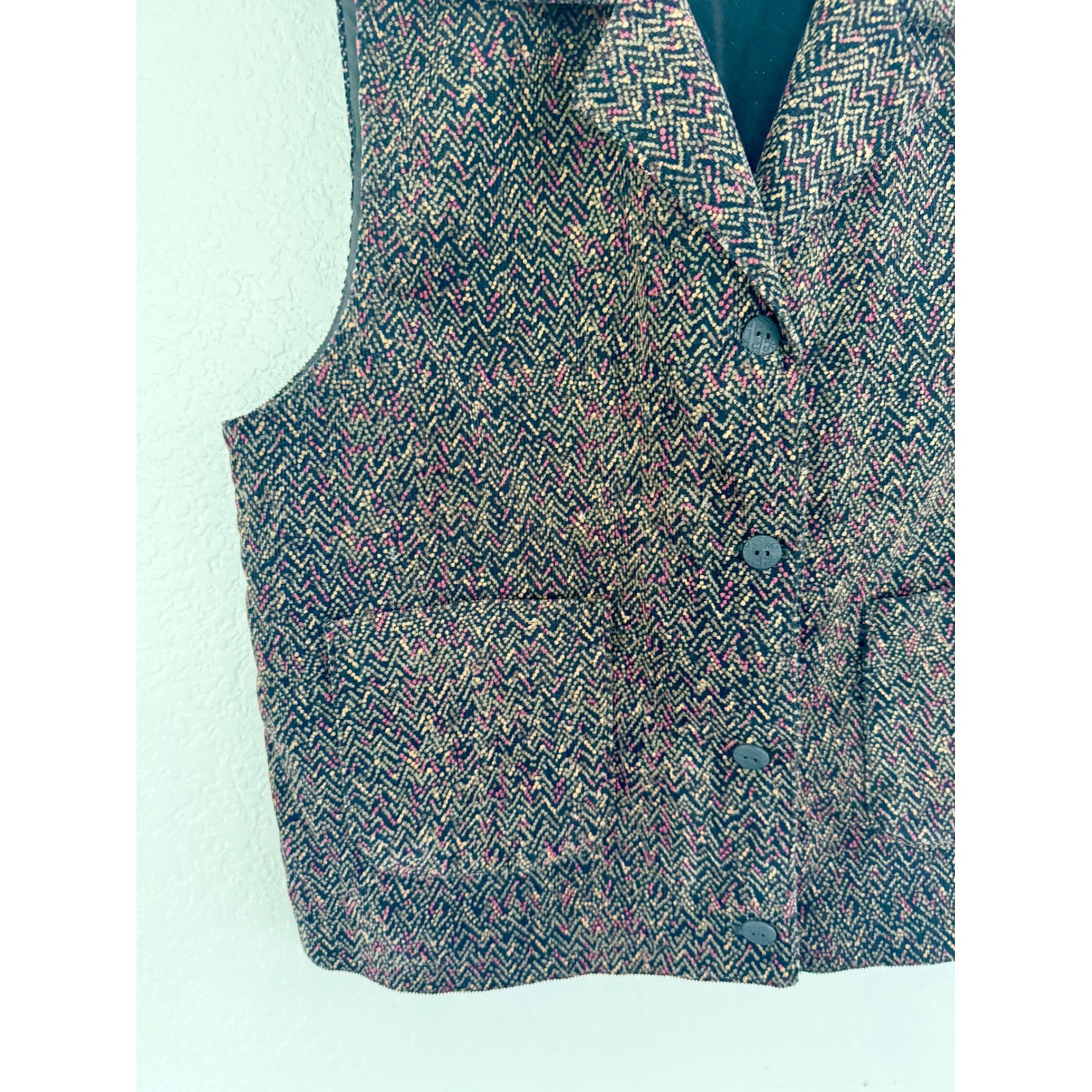 Vintage Textured Herringbone Vest Notched Lapel Button Front Black Gold Pink