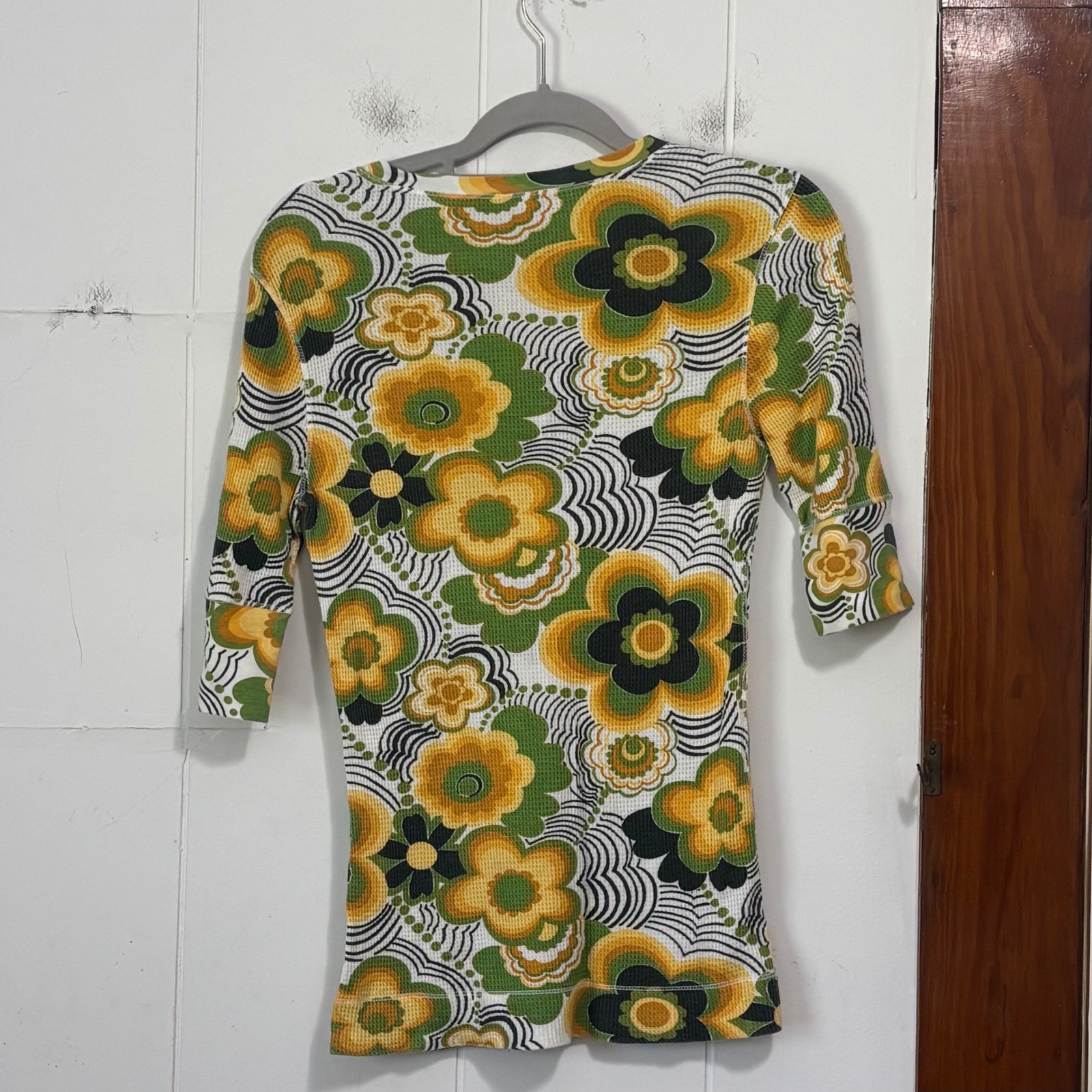 Lucky Brand Y2K Retro Floral Waffle Knit Henley Thermal Top Green Yellow
