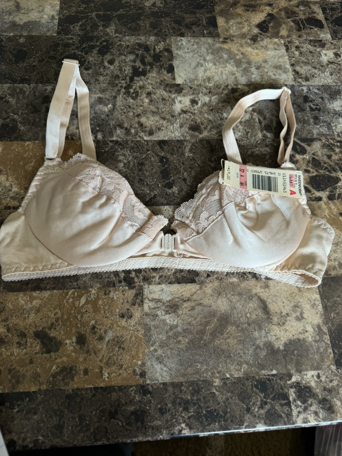 VINTAGE MAIDEN-FORM FRONT CLOSE SECOND SKIN BRA! 32 A. ROSE . NEW!