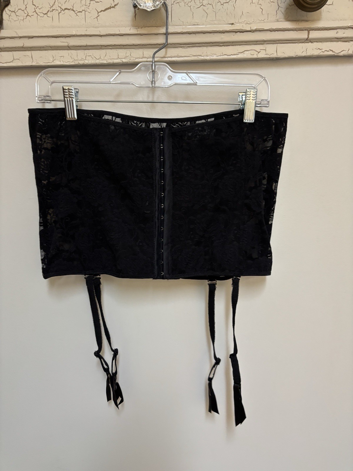 Vintage Crown-ette Black Rose Lace Garter Open Bottom Girdle Style 066 Sz 44/7X