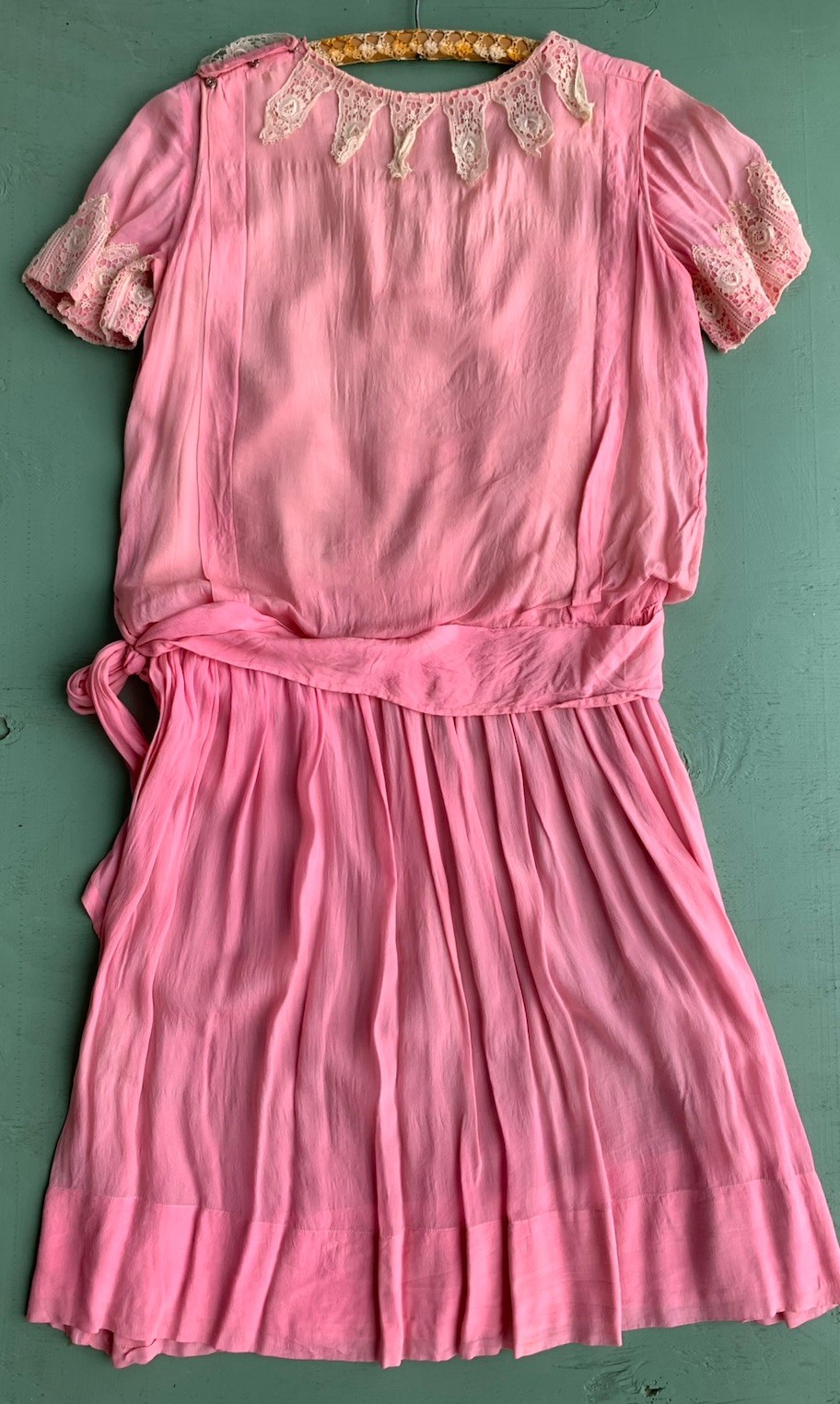 Antique 1920s Bubblegum Pink Silk Dress Lace Trim Size XS S