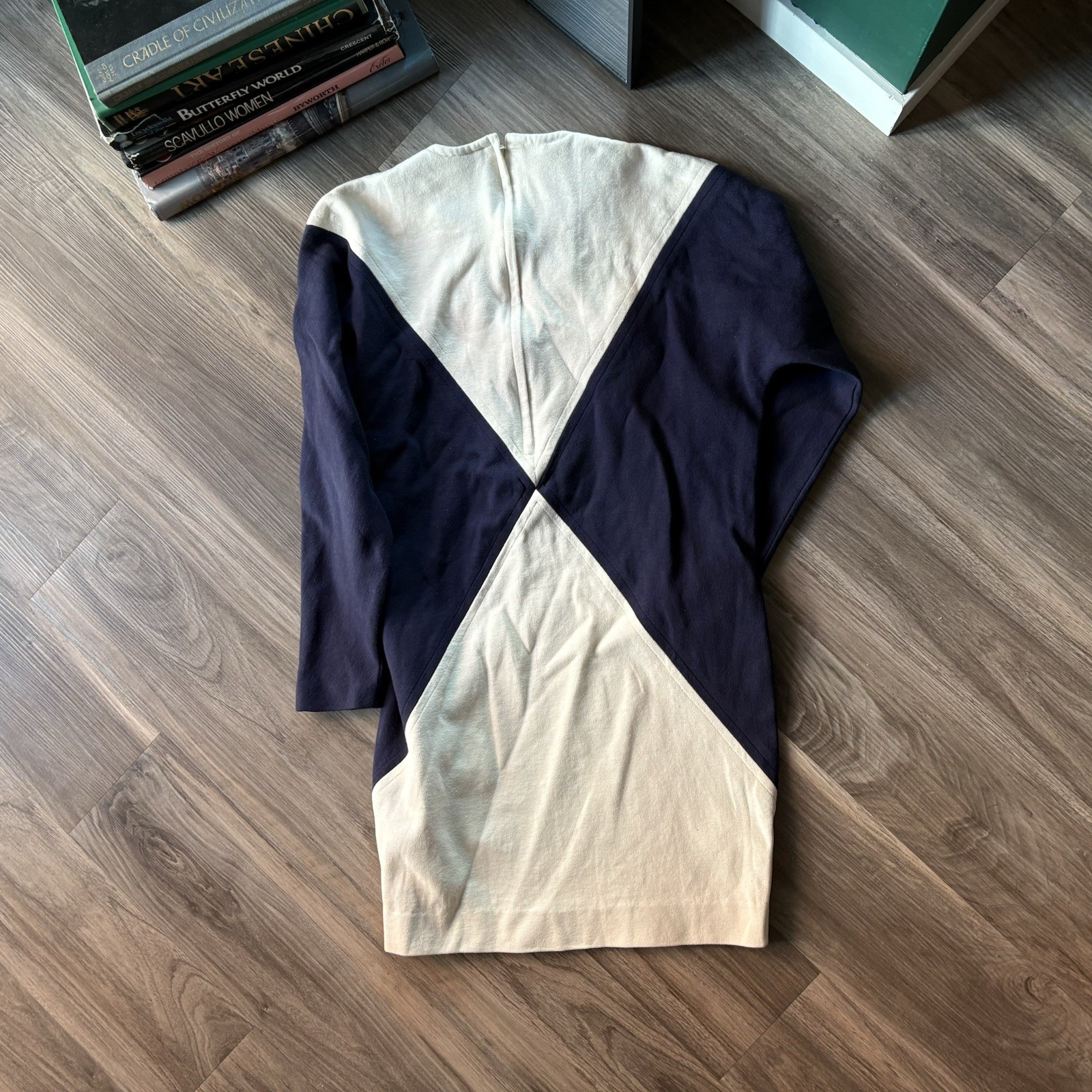Woman’s 1980’s Vintage Retro Dress Size Small Abstract Long Sleeve Pencil