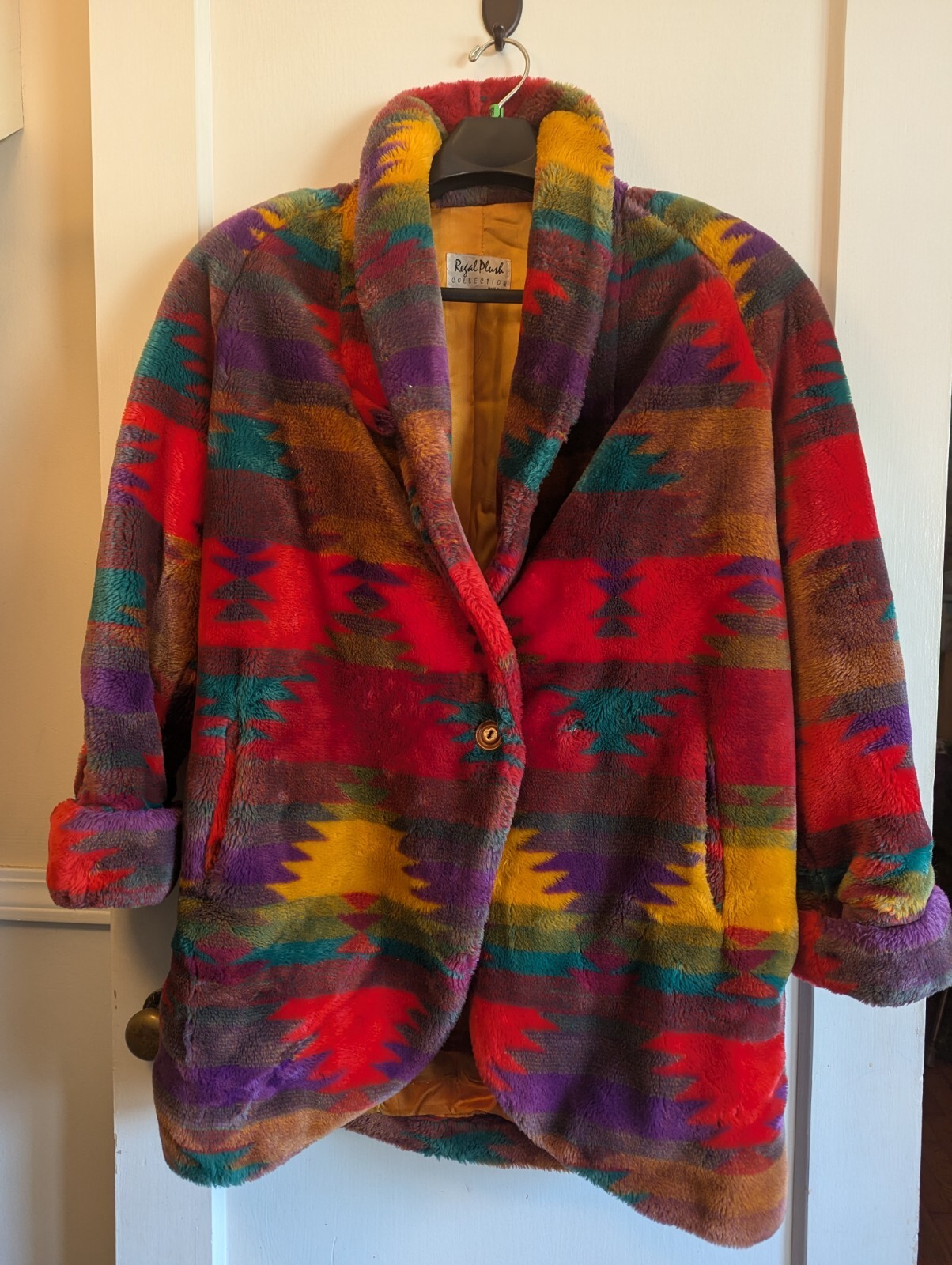 Regal Plush 80s Vintage Donnybrook SW Aztec Faux Fur Coat Medium w/ShoulderPads