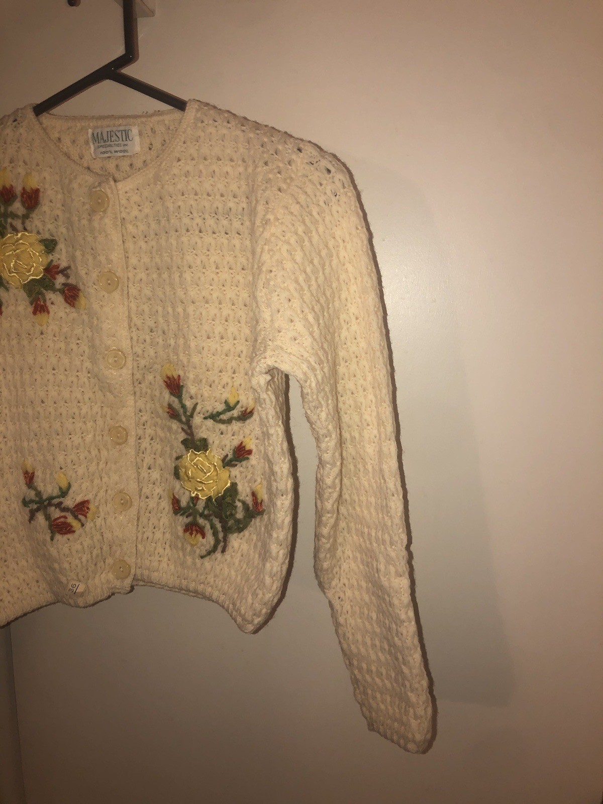 VTG 1960s Majestic 100% Wool Crotchet Knit Floral Cardigan Sweater Cottagecore
