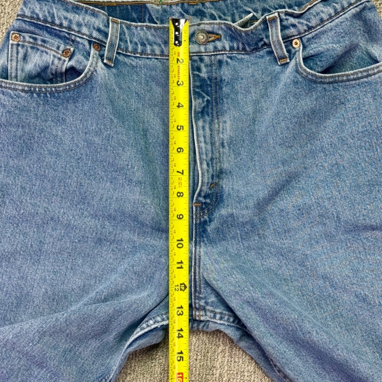 Vintage 90s Levi’s 550 Relaxed Tapered Mom Jeans High Waisted USA Made Sz 16