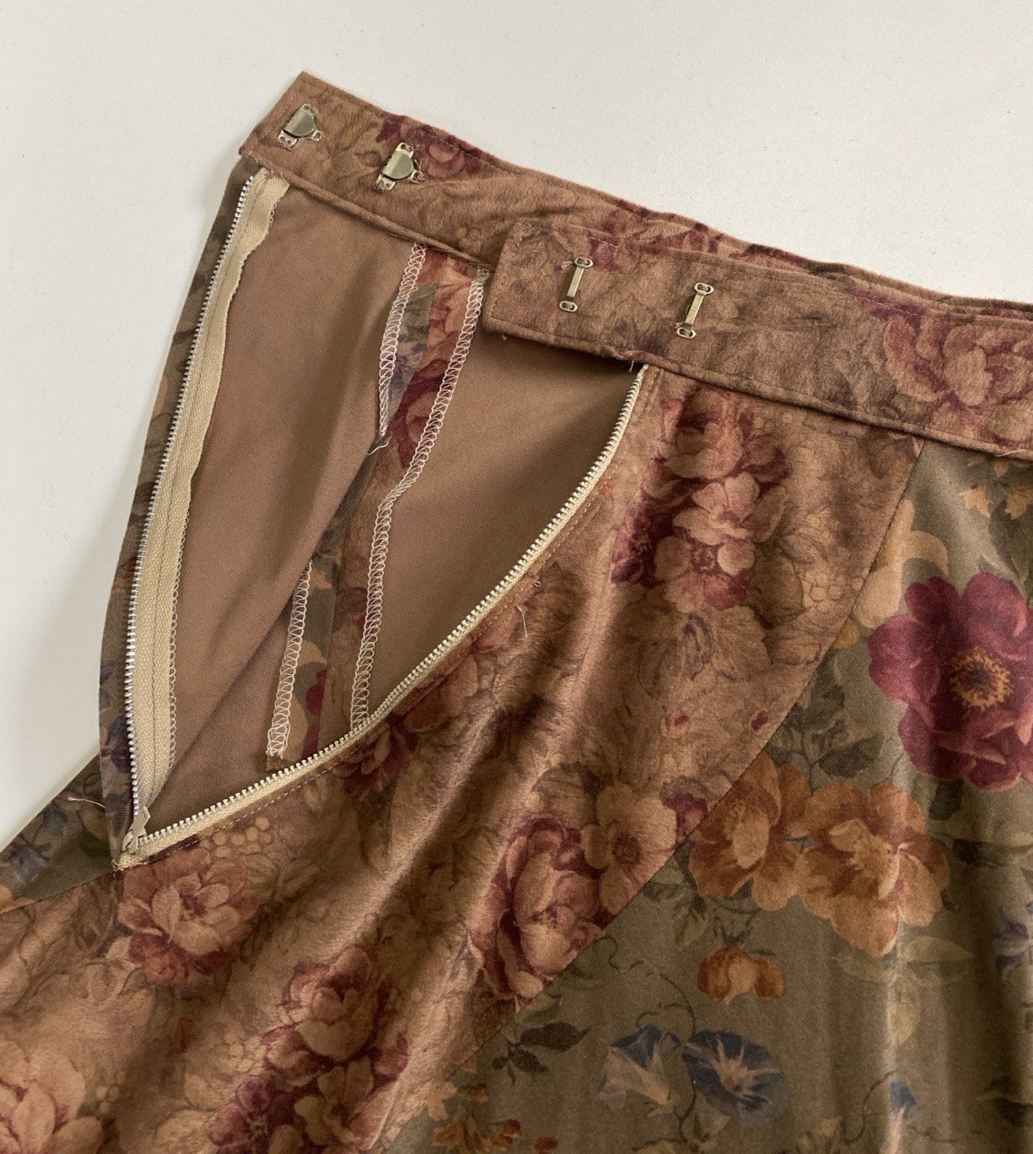 Vintage 70s Handmade S Full Floral UltraSuede velveteen Skirt