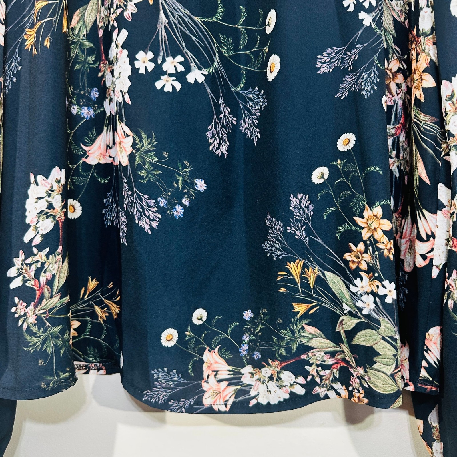Sheike Floral Long Sleeve Blouse Top 12 Gold Pin Navy Blue Pink Elegant
