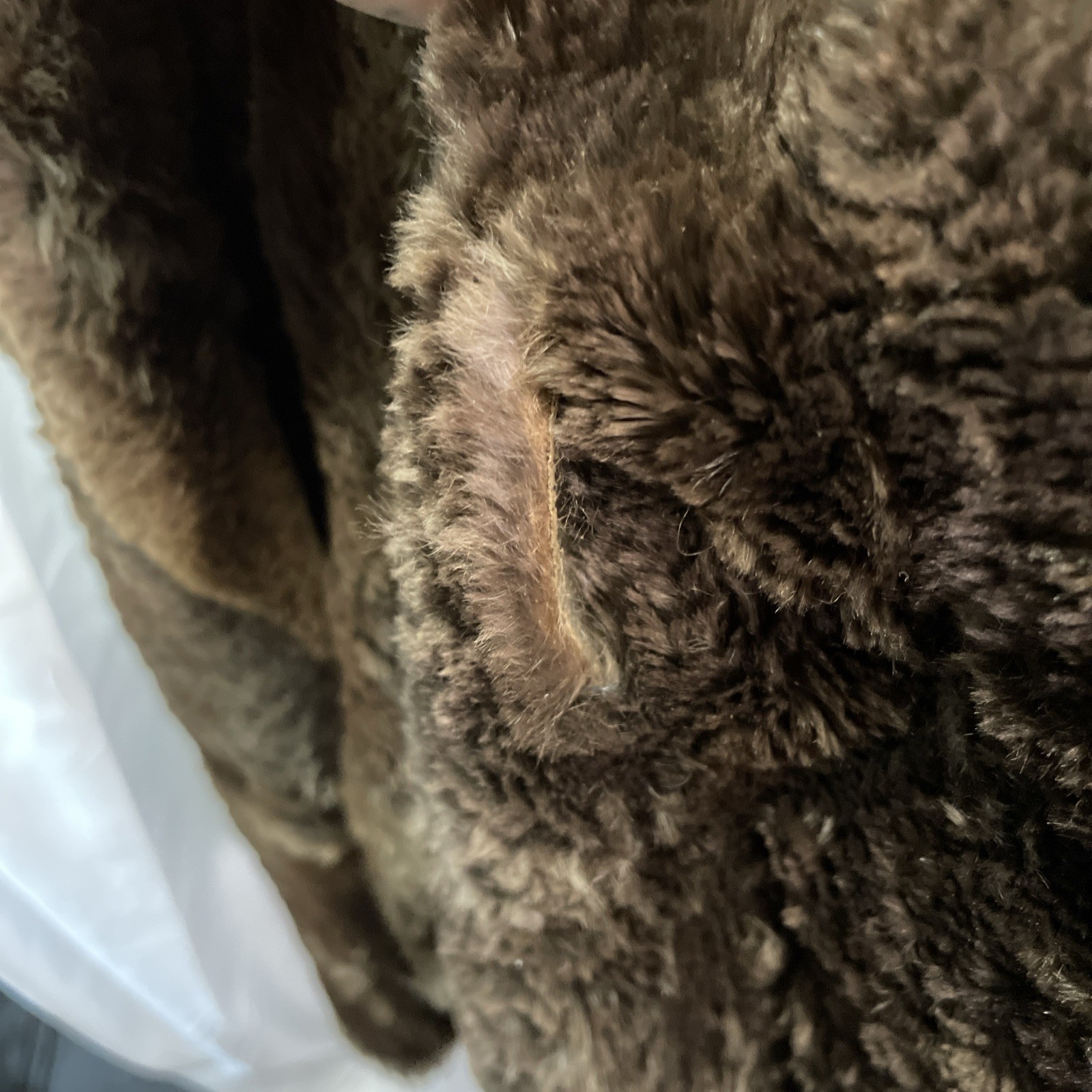 Vintage Akoury’s Furs Scranton PA Brown Real Fur Cape Capelet Stole Monogram AO