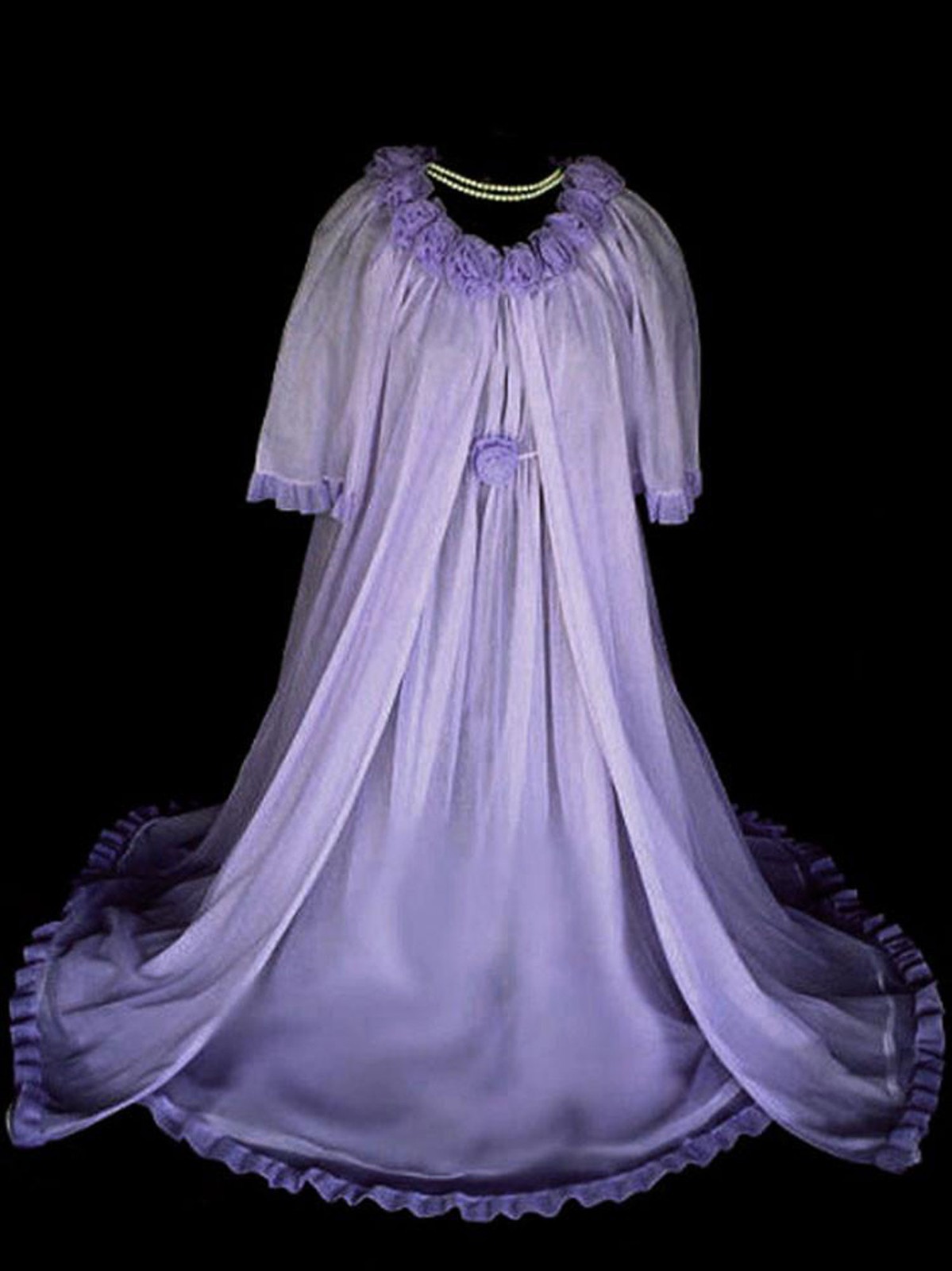 Vintage ’70s Jenelle French Lilac Peignoir Nightgown Set – Double Nylon Roses