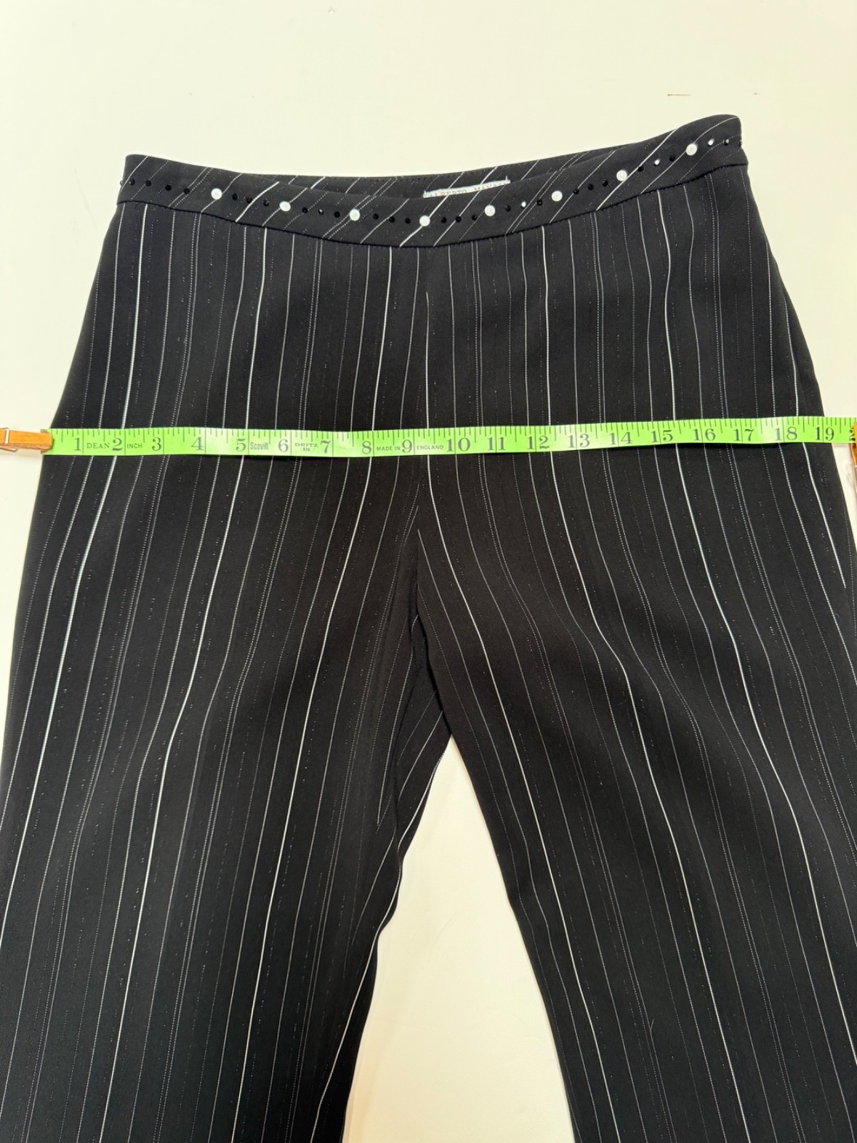Vintage Y2K early 2000s women’s Alberto Makali suit black & white