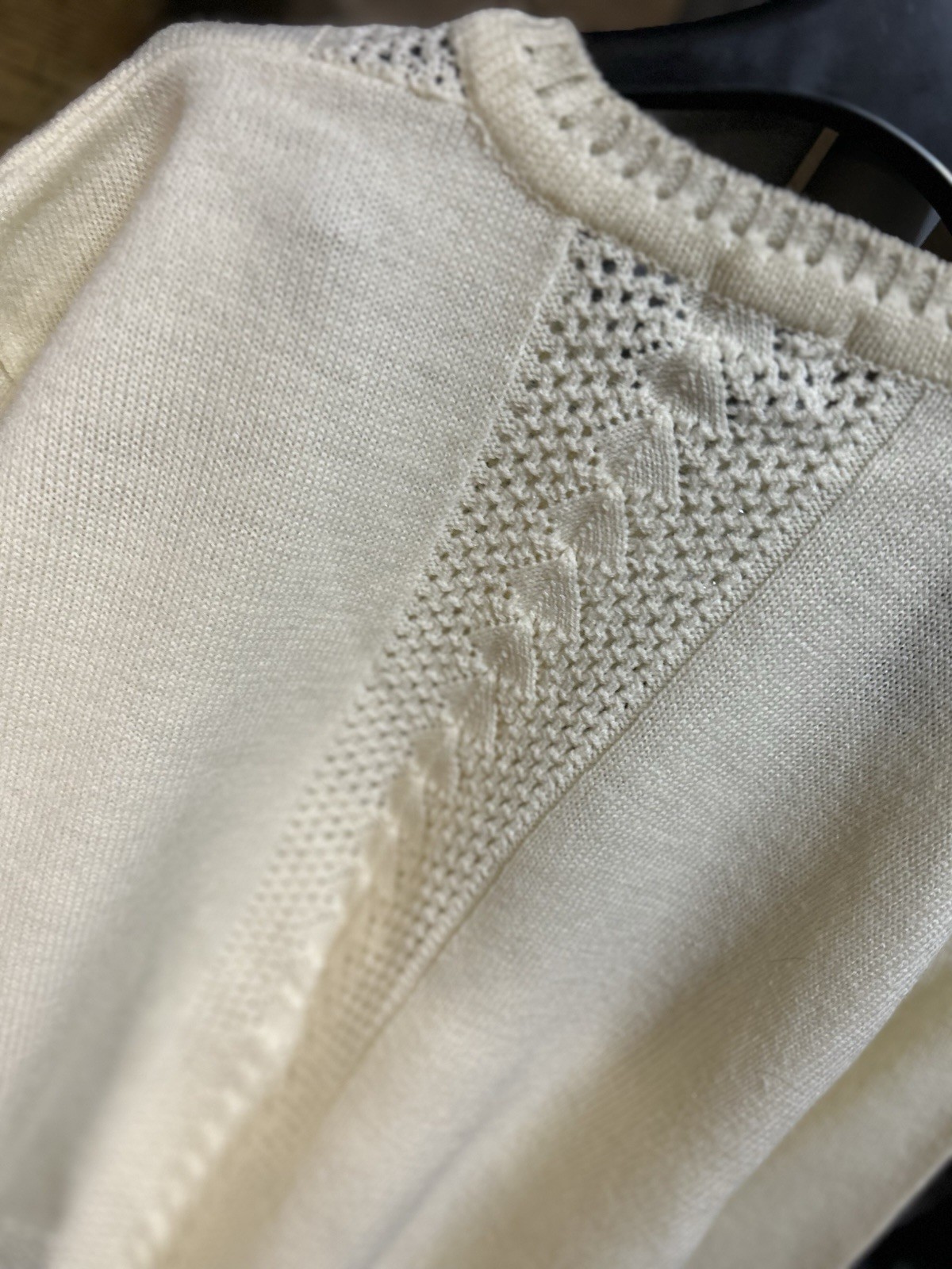 Vintage 70s Womens Medium Ivory Acrylic Knit Cardigan Grandma Core EUC!