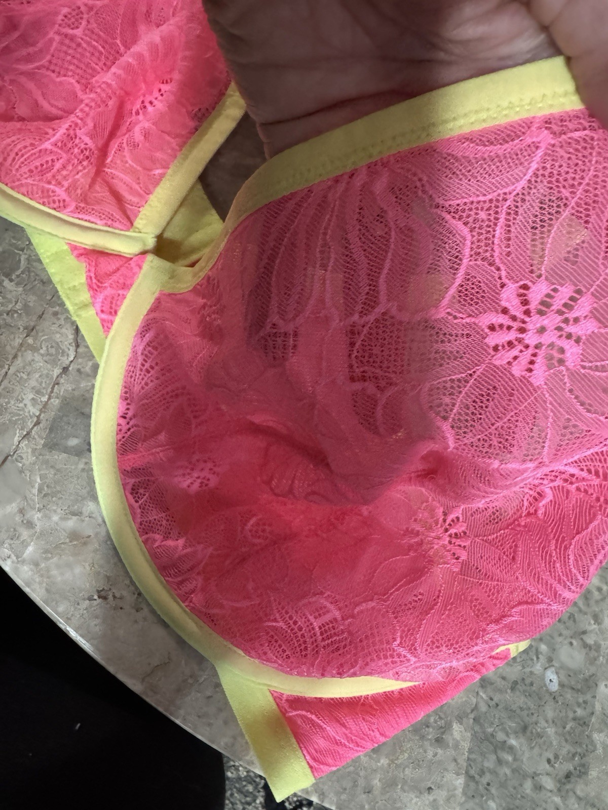 VINTAGE CACIQUE BRA! 44 DDD. PINK & YELLOW