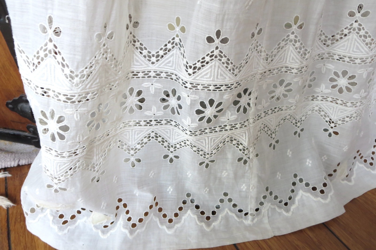 Victorian High Neck White Elegant Eyelet And Lace Dress 36 Bust