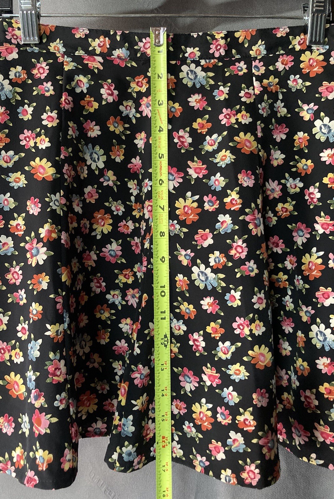 Vintage Y2K Floral A Line Skirt STAR CCC City Clothing Co.