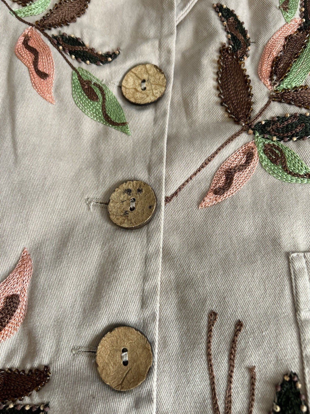 Dress Barn vintage-style tan vest With embroidered floral patterns, bohemian, 1X