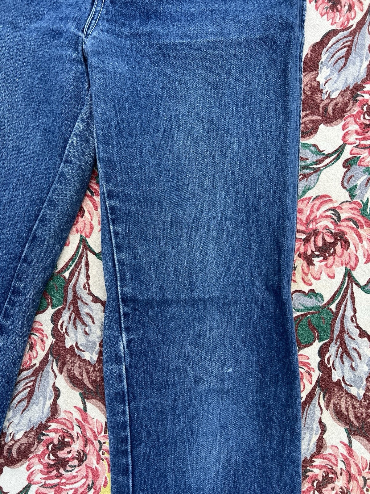 Vintage 80s Sergio Valente Jeans Indigo Dark Wash Straight Leg High Rise Fitted