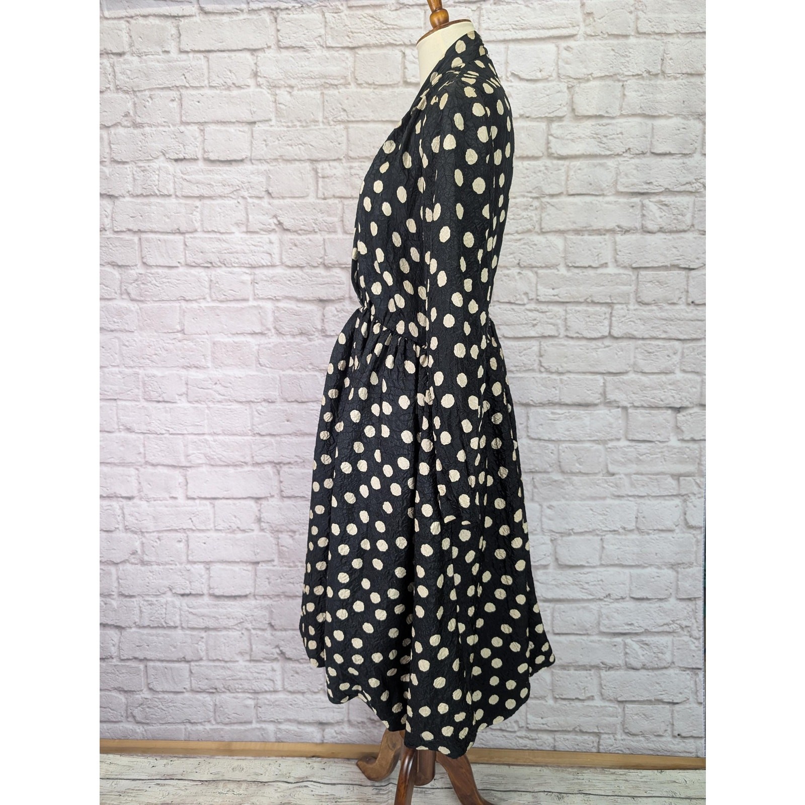Silk Dress Black Ecru Polka Dot Bubble Hem 80’s Long Sleeve Shoulder Pads Medium