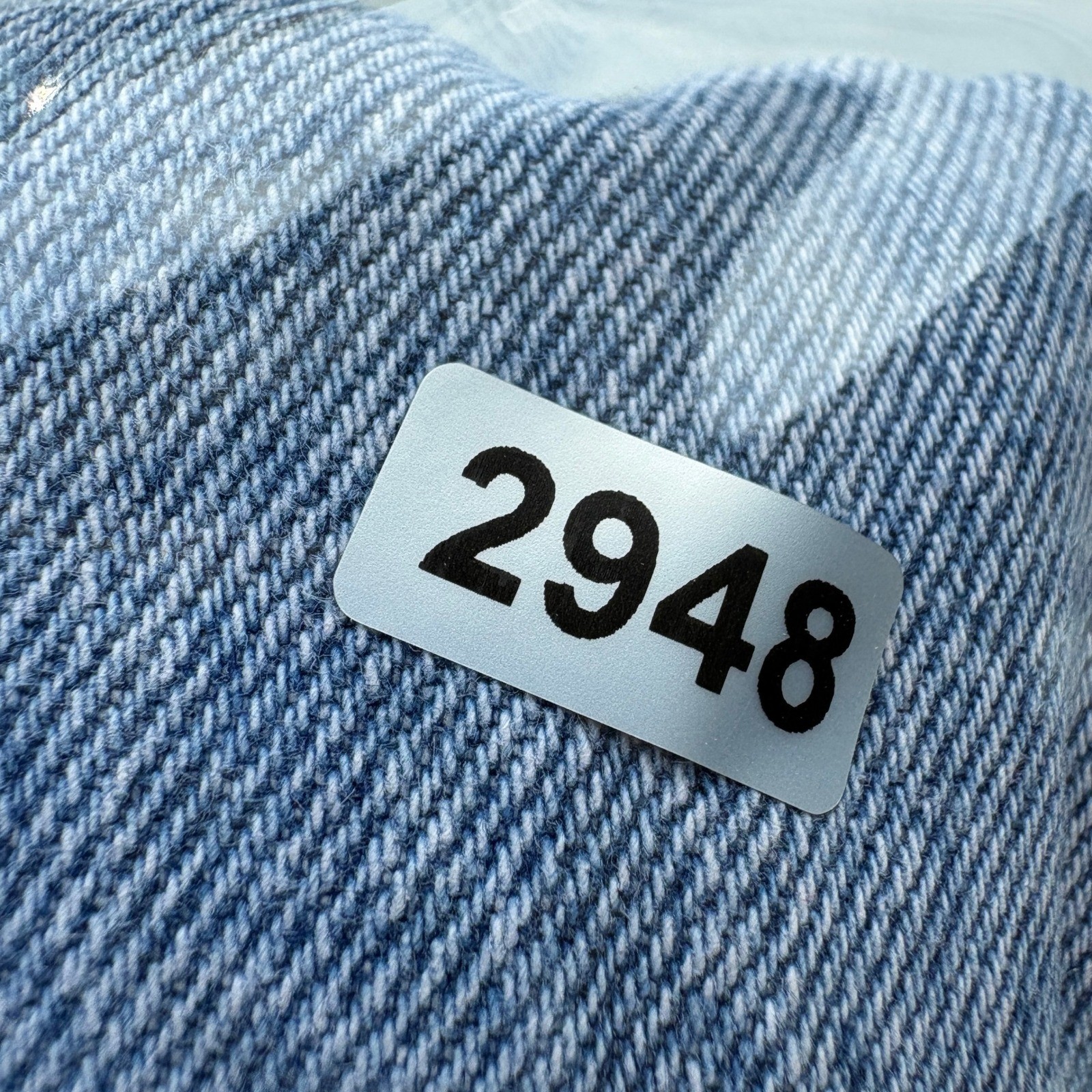 Lee Vintage 90s High Rise Relaxed Tapered Leg Light Wash Blue Denim Jeans
