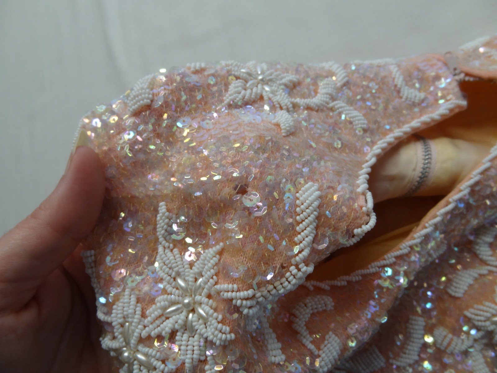 RNE M Hong Kong Sequin Beaded Sleeveless Evening Top VTG 60s 70s Lambs Wool
