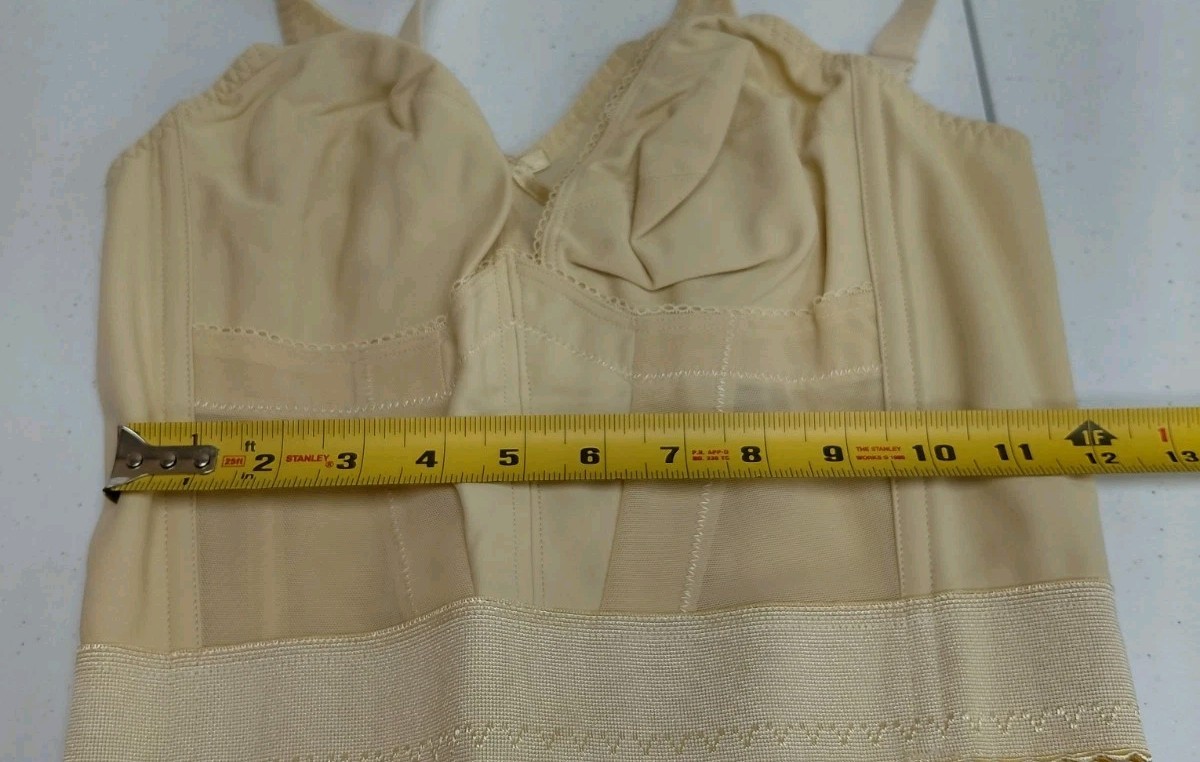 Vintage Crown-nette Longline Beige Bra Size 36B