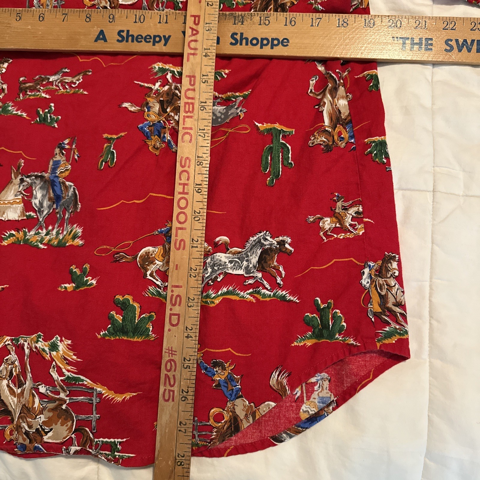 Vintage Gotcha Covered Southwestern Aztec Cowboy & Indian Horse Print Shirt USA