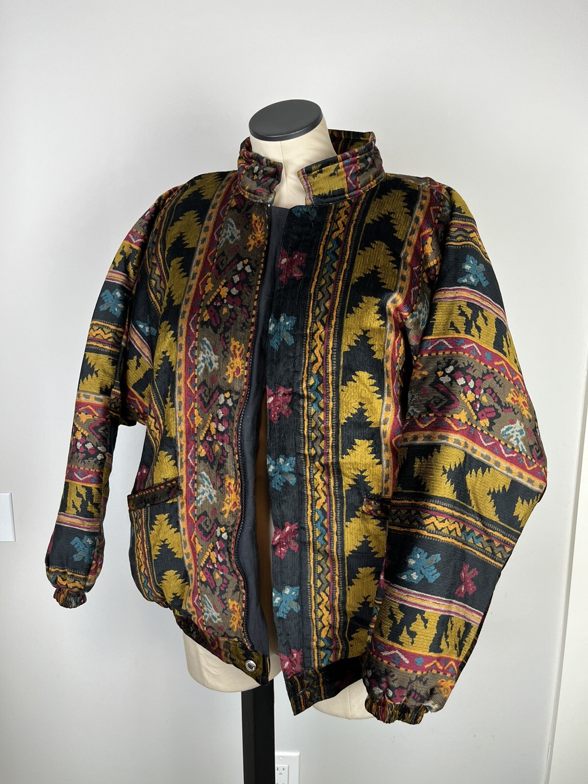 Vintage Tapestry Bomber Jacket Small Quilted Lining Zip Victory