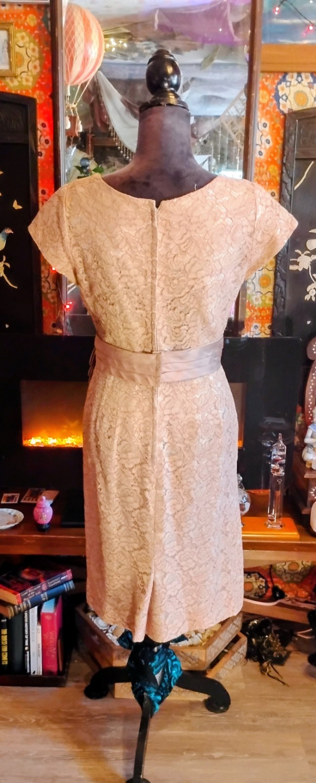 vintage dresses 1950s medium