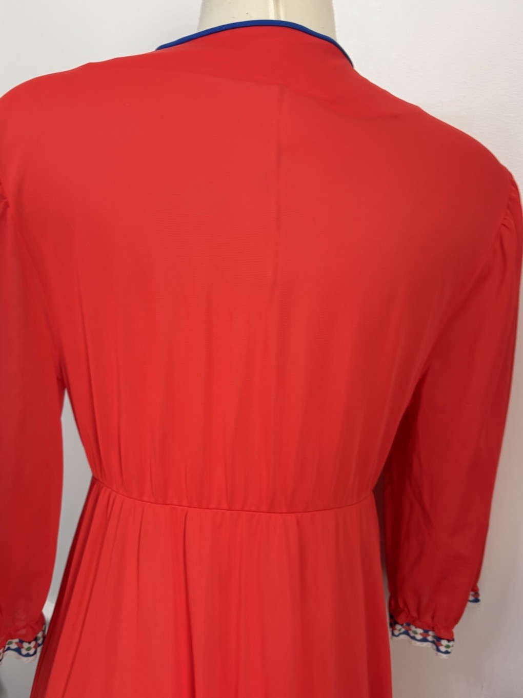 Vtg Circa Lorraine Robe Button Nightgown M Luminous Sheen Feminine Red Nylon